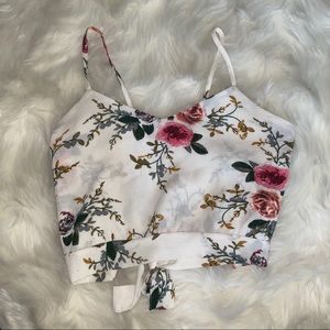 women’s crop tank top